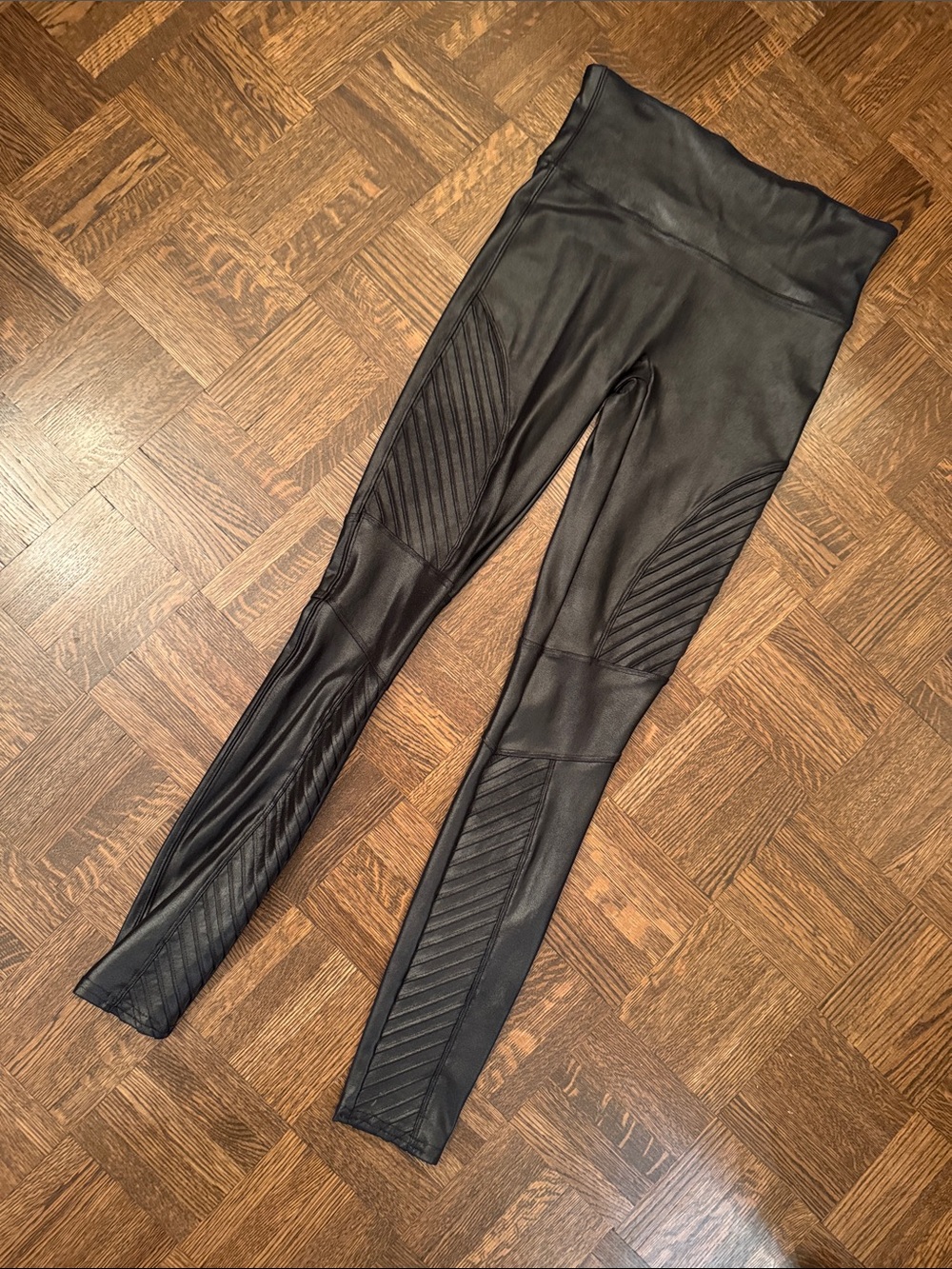 Spanx Black faux leather Moto Leggings - Small